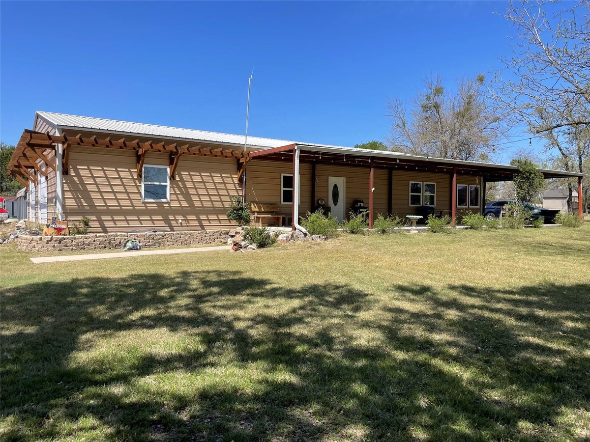 View 2080 Fm 963 in None 2080 Fm 963 - front exterior - Luxury home in None, Burnet, TX