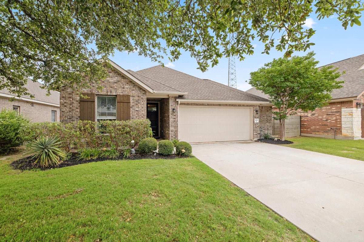 View 209 Belford ST in Wolf Ranch West 209 Belford ST - front exterior - Luxury home in Wolf Ranch West, Georgetown, TX