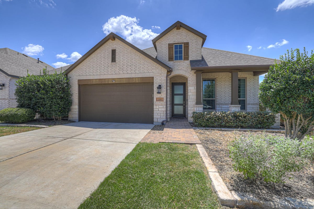 View 209 Lady Bug RD in La Cima Ph I Sec 1 209 Lady Bug RD - property photo 1 - Luxury home in La Cima Ph I Sec 1, San Marcos, TX