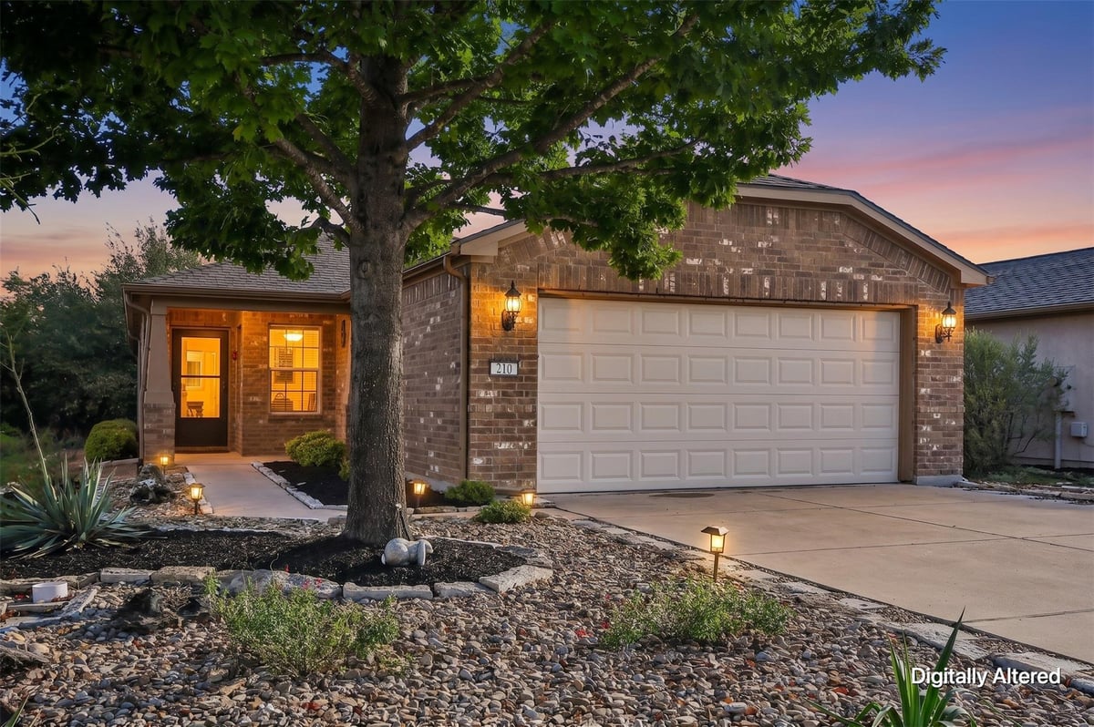 210 Kickapoo Creek Ln - front exterior - Luxury home in Sun City, Georgetown, TX