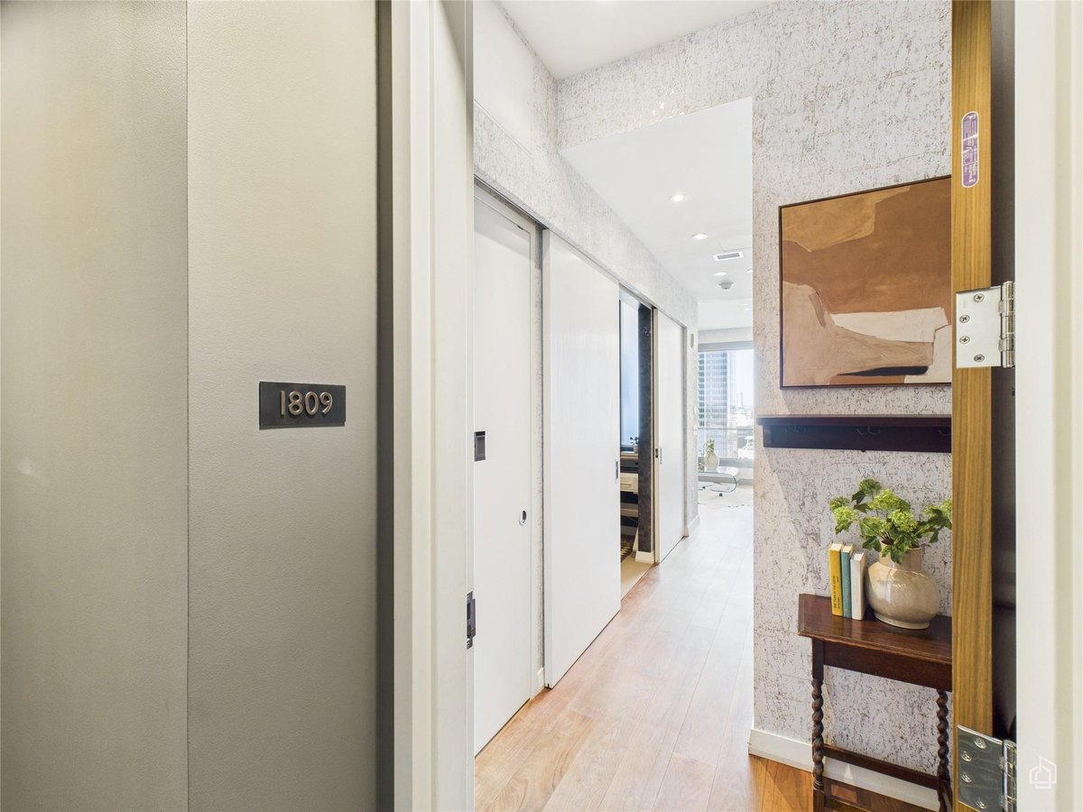 Living area at 210 Lavaca St Unit #1809 - 1 bed 1 bath home