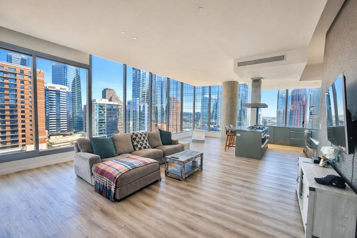 210 Lavaca St Unit #1912 - front exterior - Luxury home in Condo, Austin, TX