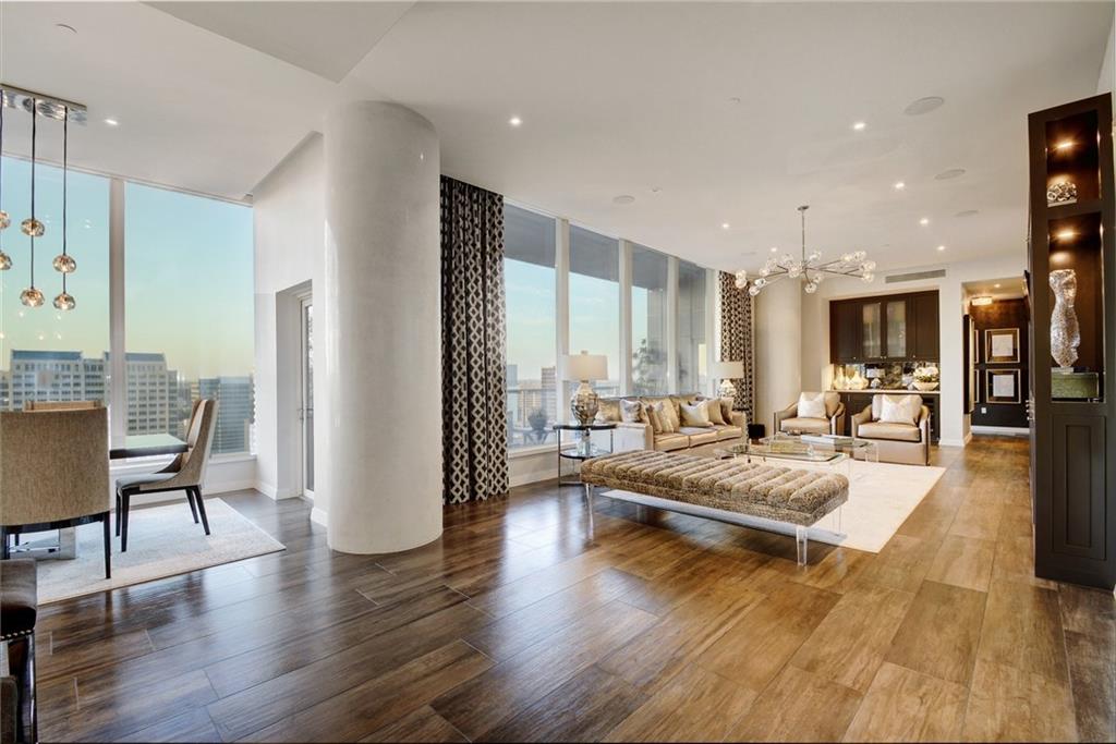 View 210 Lavaca St Unit #2611 in W Austin Hotel and Residences 210 Lavaca St Unit #2611 - front exterior - Luxury home in W Austin Hotel and Residences, Austin, TX