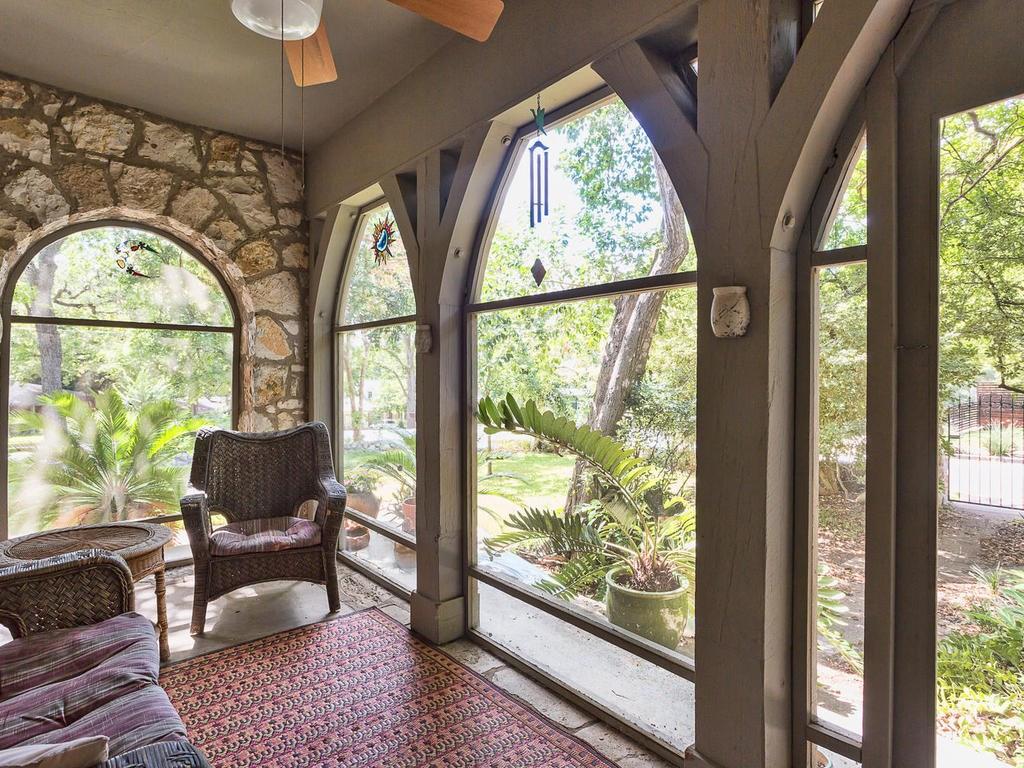 View 2100 Rockmoor Ave in Tarrytown 2100 Rockmoor Ave - property photo 1 - Luxury home in Tarrytown, Austin, TX