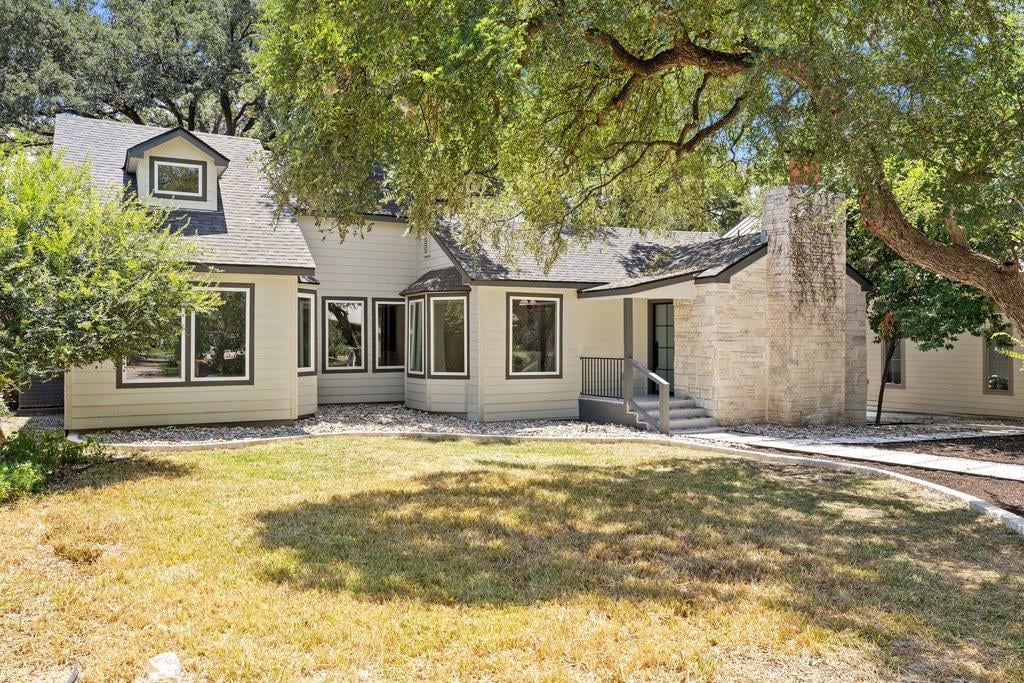 View 2101 Stamford LN in Westfield A 2101 Stamford LN - property photo 1 - Luxury home in Westfield A, Austin, TX