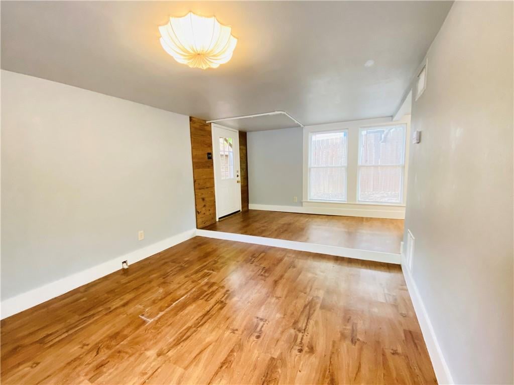 View 2102 Brackenridge ST Unit #A in Swisher Addn 2102 Brackenridge ST Unit #A - property photo 1 - Luxury home in Swisher Addn, Austin, TX