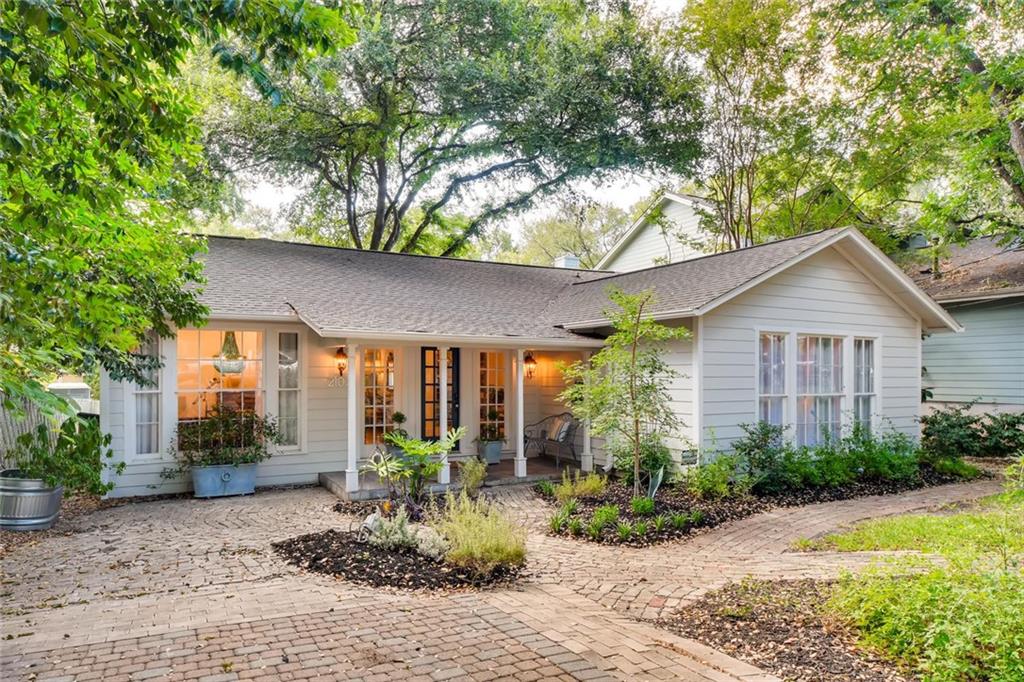 View 2103 Sharon Ln in Tarrytown 2103 Sharon Ln - property photo 1 - Luxury home in Tarrytown, Austin, TX
