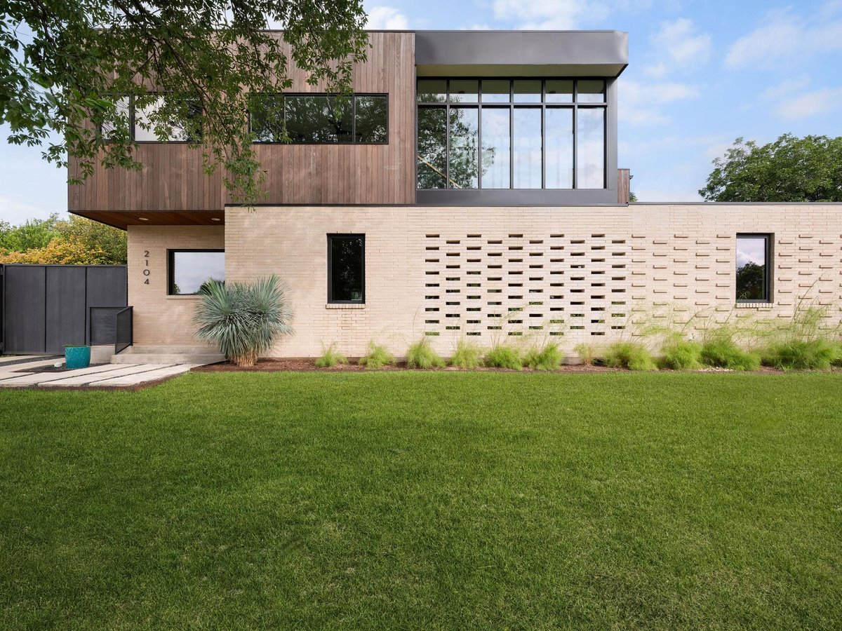 2104 Ann Arbor Ave - front exterior - Luxury home in Avon Heights Sec 06, Austin, TX