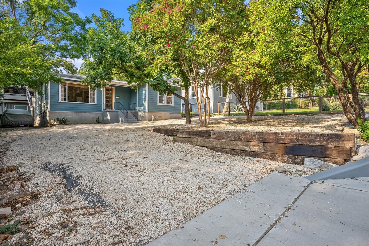 Primary bedroom at 2104 E Martin Luther King Jr Blvd - Johns C R, Austin, TX