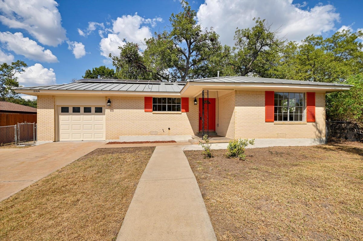 View 2104 Lanier Dr in Lanier Terrace Sec 04 2104 Lanier Dr - front exterior - Luxury home in Lanier Terrace Sec 04, Austin, TX
