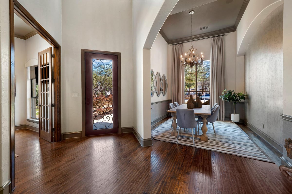 Bathroom at 2104 University Club Dr - 5 bed 4 bath home