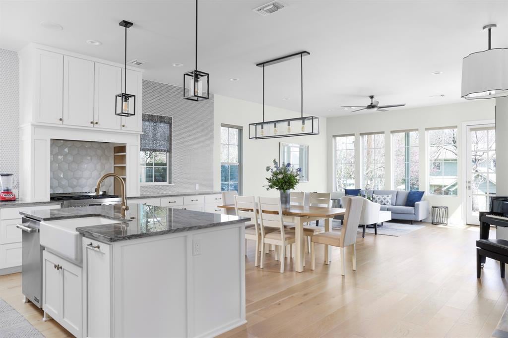 View 2105 Ashby Ave Unit #A in Brown J S 2105 Ashby Ave Unit #A - front exterior - Luxury home in Brown J S, Austin, TX