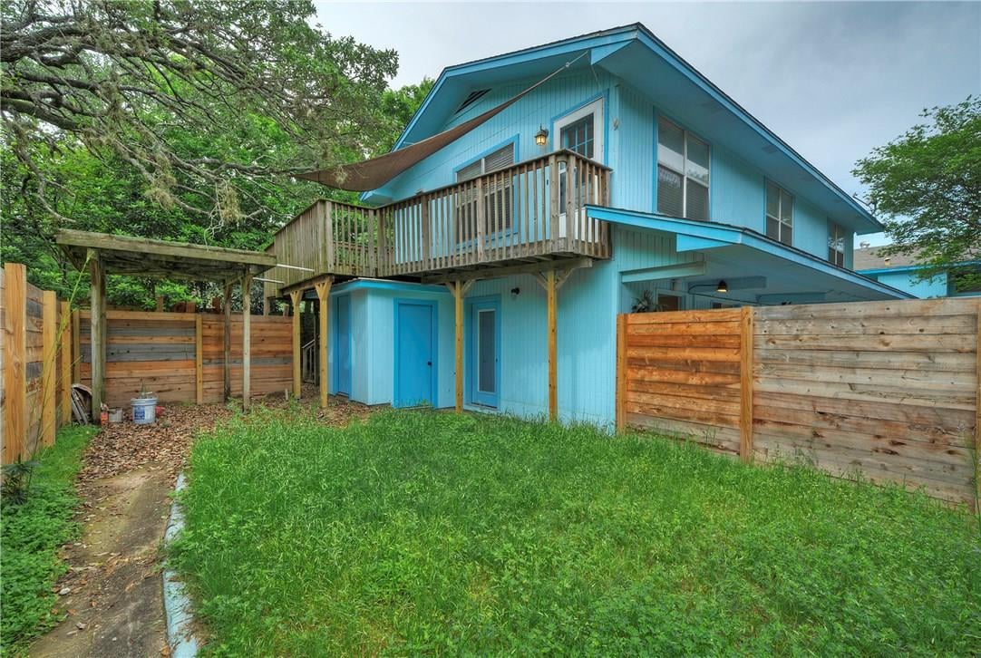 View 2105 Rabb RD Unit #LL in Avon Heights Sec 05 2105 Rabb RD Unit #LL - property photo 1 - Luxury home in Avon Heights Sec 05, Austin, TX