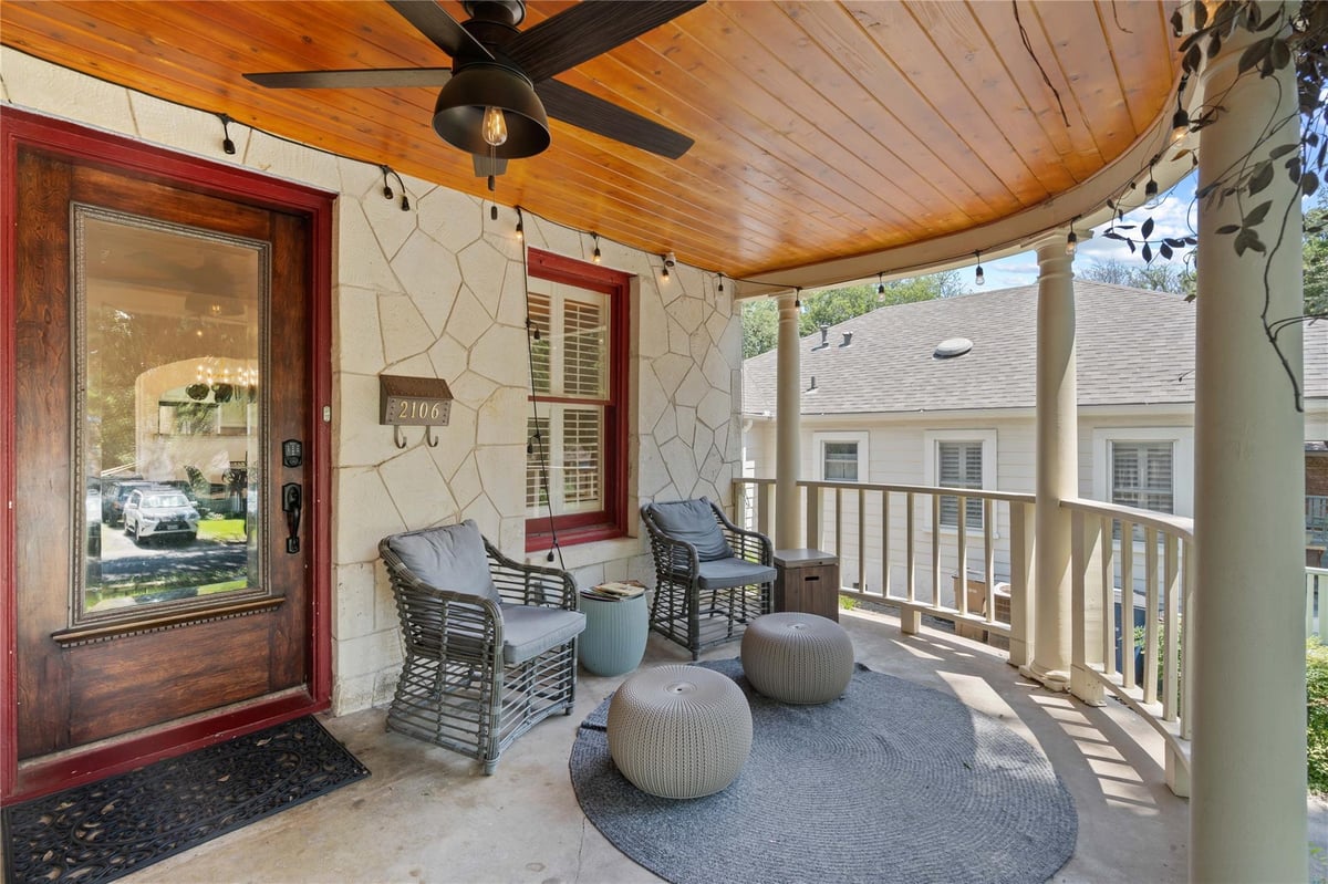 View 2106 Kenwood Ave in Travis Heights 2106 Kenwood Ave - front exterior - Luxury home in Travis Heights, Austin, TX