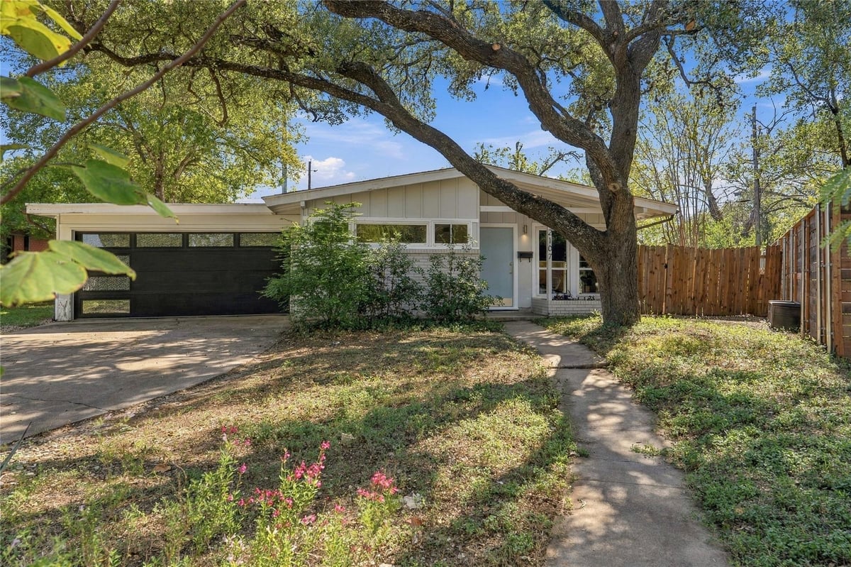 View 2107 Benwick CIR in Austin 2107 Benwick CIR, photo 1 of 32, Austin, Austin, TX