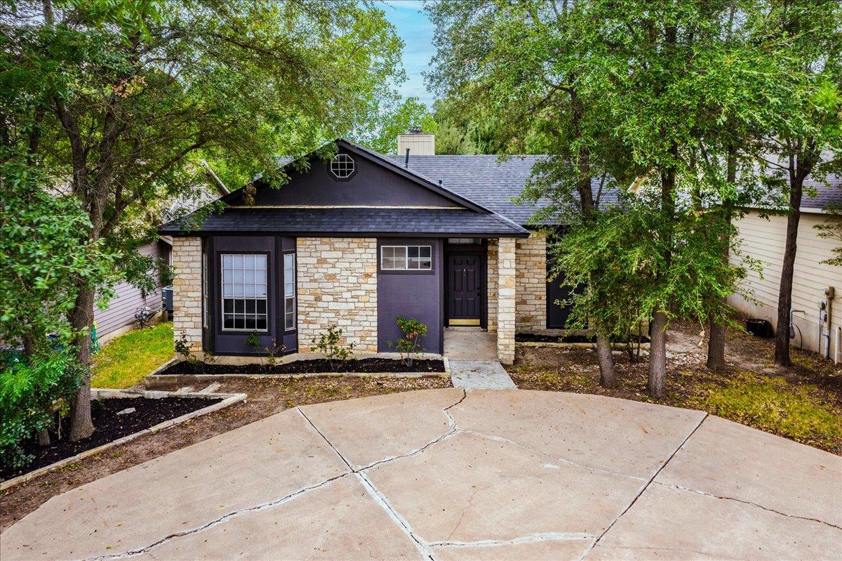 View 2109 Cervin BLVD 2109 Cervin BLVD, photo 1 of 40, Austin, TX