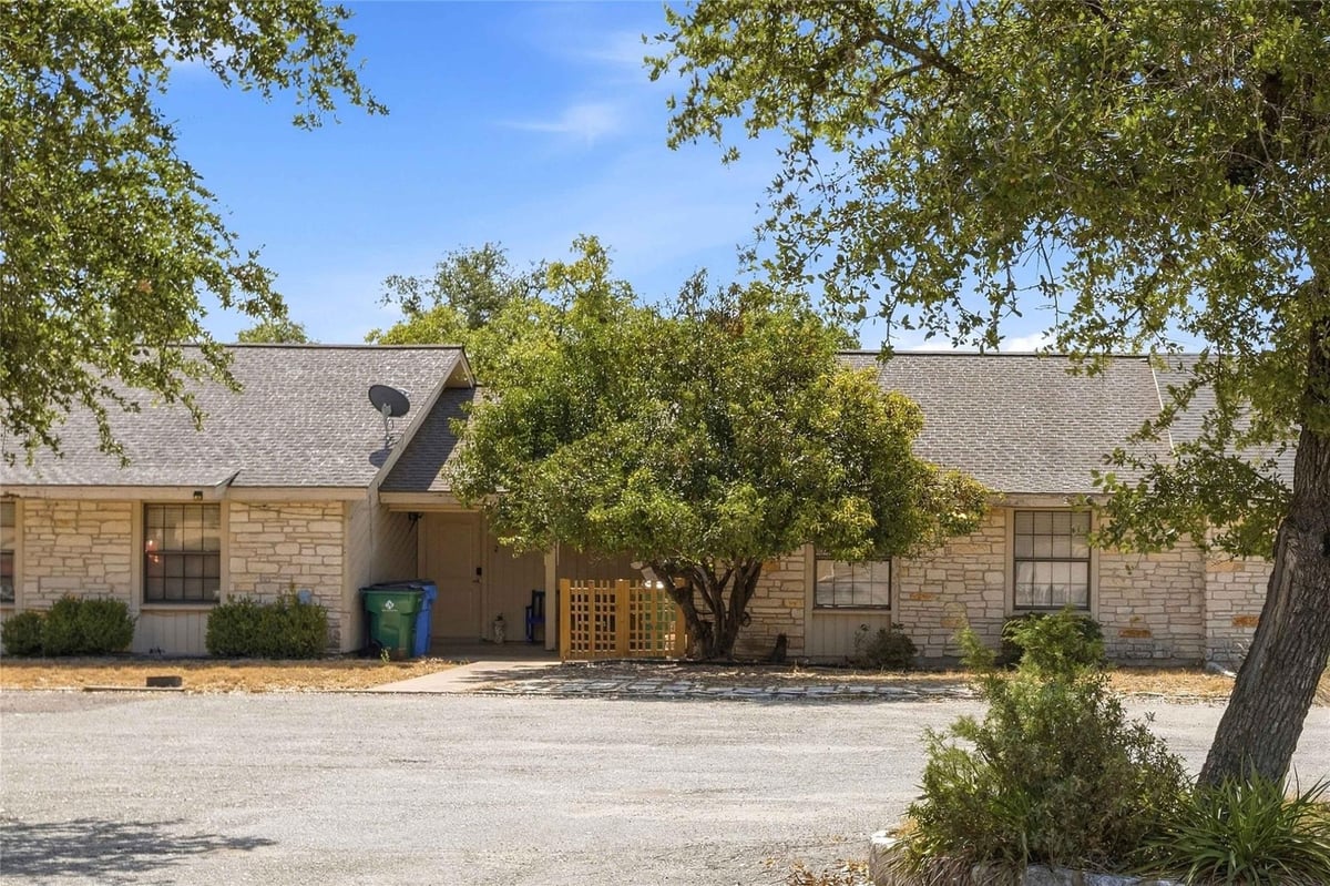 View 21107 Highland Lake DR Unit #3 in Lago Vista 21107 Highland Lake DR Unit #3, photo 1 of 27, Lago Vista, Lago Vista, TX