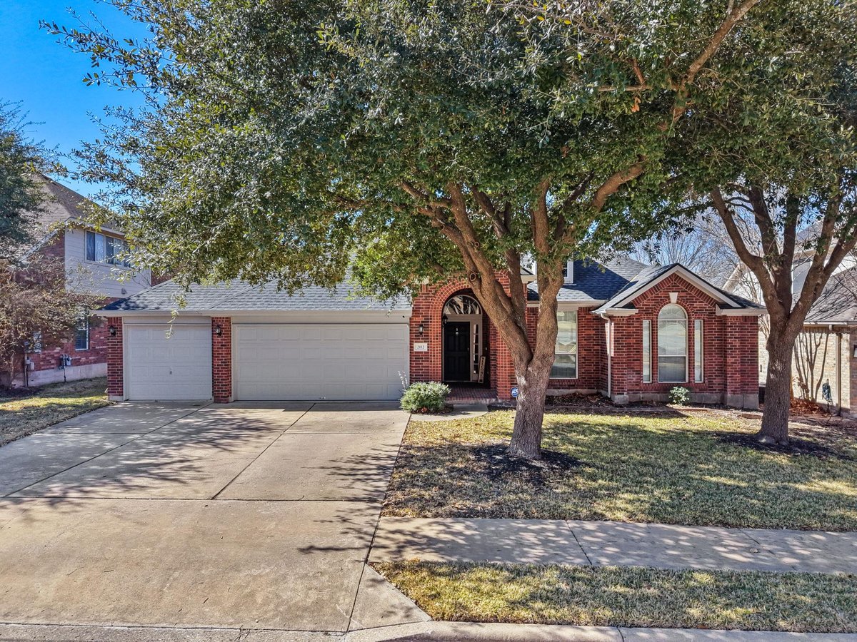 Living area at 2112 Bandera Path - 3 bed 2 bath home