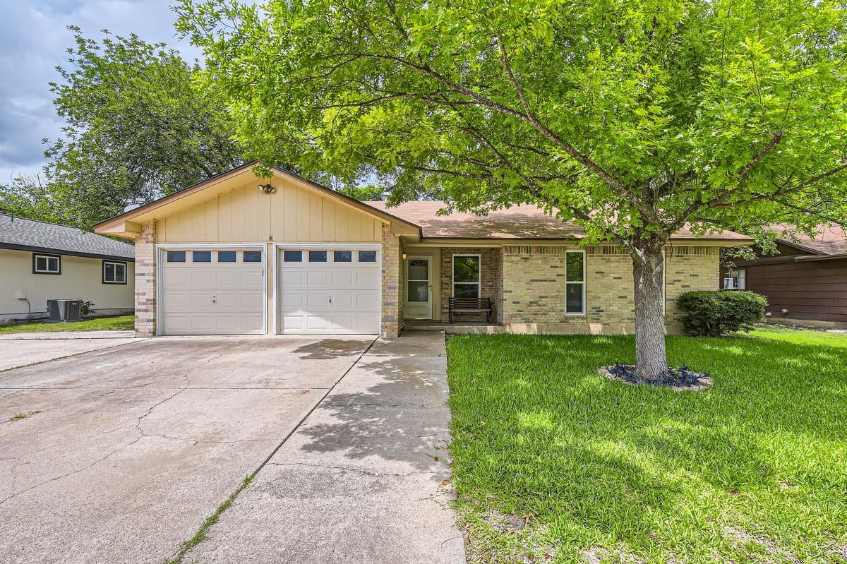 View 2112 Cindy LN in Austin 2112 Cindy LN, photo 1, Austin, Austin, TX
