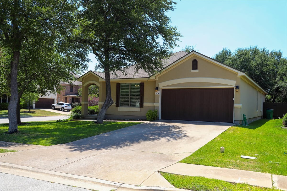 View 2114 Conn Creek RD in Silverado West Ph B Sec 03 2114 Conn Creek RD - property photo 1 - Luxury home in Silverado West Ph B Sec 03, Cedar Park, TX