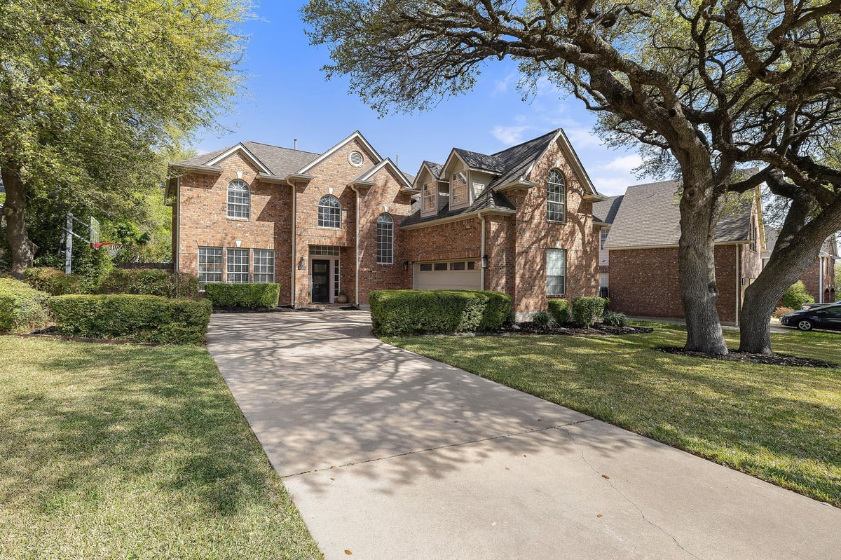 View 2114 Hilton Head DR in Forest Creek Sec 10 2114 Hilton Head DR - front exterior - Luxury home in Forest Creek Sec 10, Round Rock, TX