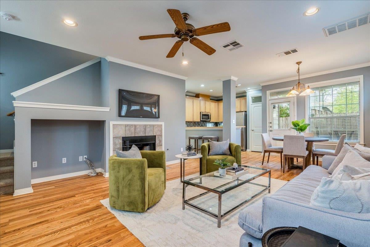 Living area at 2115 Bluebonnet Ln 4A Ln Unit #4-A - 3 bed 2 bath home