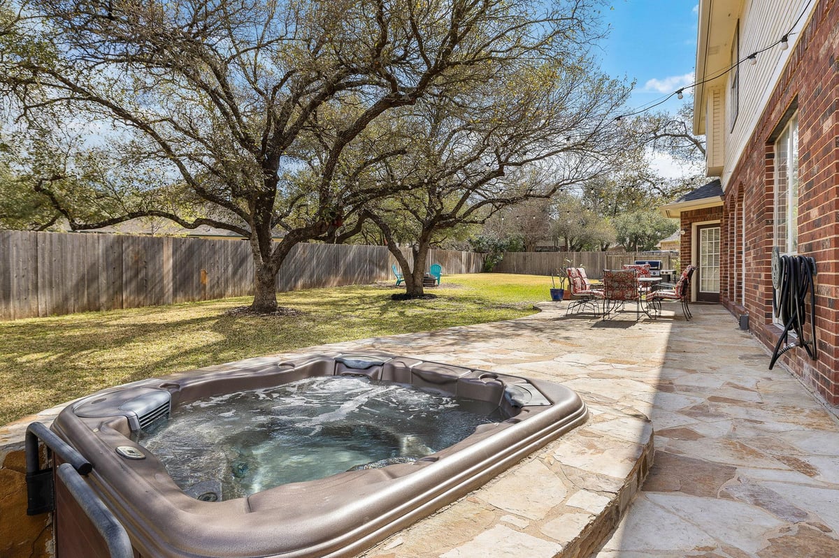 View 2116 Maidstone Cv in Forest Creek Ph 1 Sec 1 2116 Maidstone Cv - front exterior - Luxury home in Forest Creek Ph 1 Sec 1, Round Rock, TX