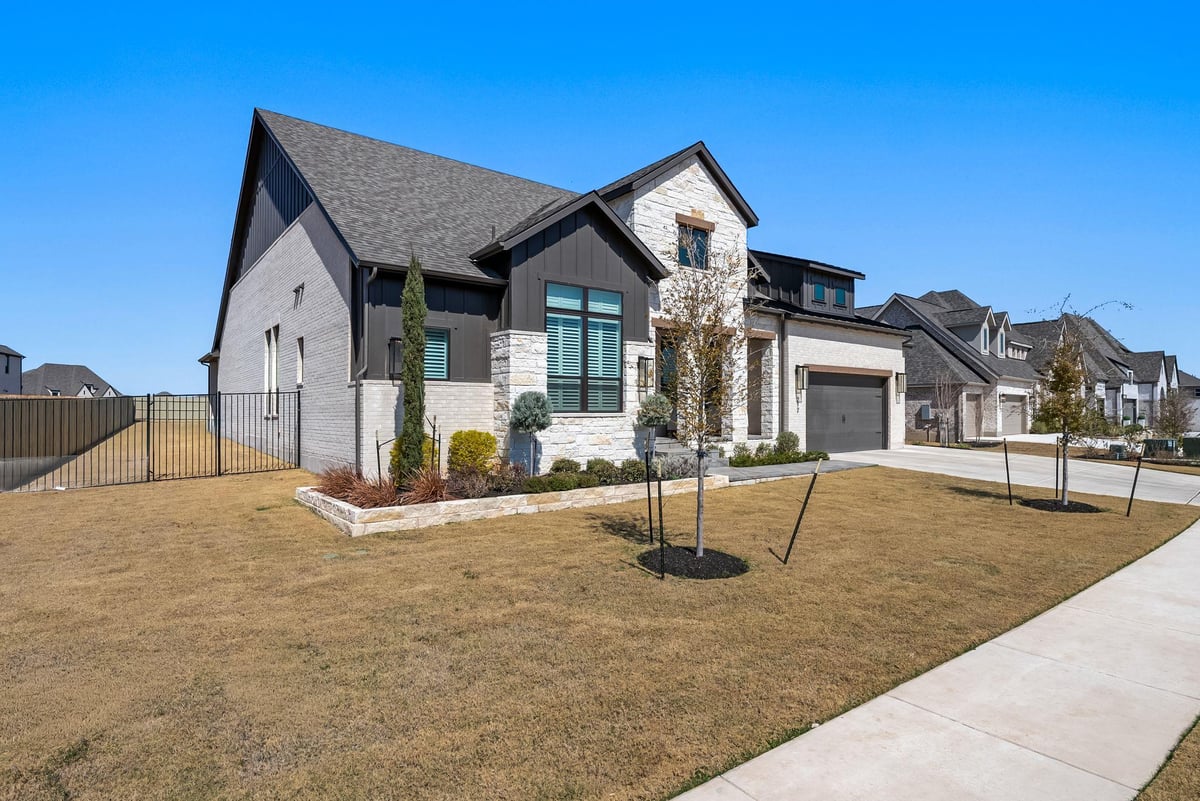 Living area at 212 Jates Field Bnd - 4 bed 4 bath home