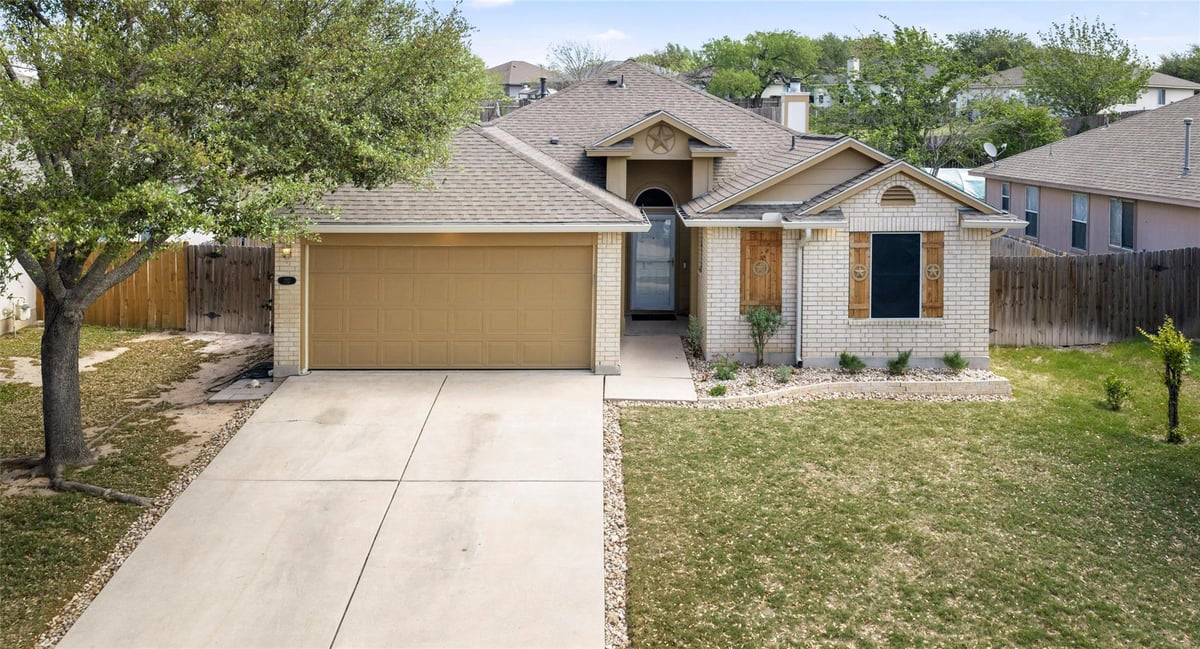 View 212 Lakemont Dr in Lakeside Estates Sec 4 212 Lakemont Dr - front exterior - Luxury home in Lakeside Estates Sec 4, Hutto, TX