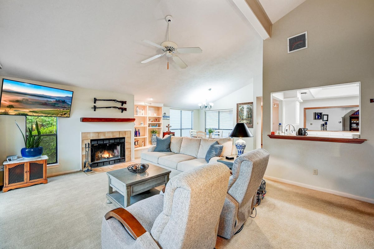 Primary bedroom at 212 Overlook Ct - 3 bed 2 bath home