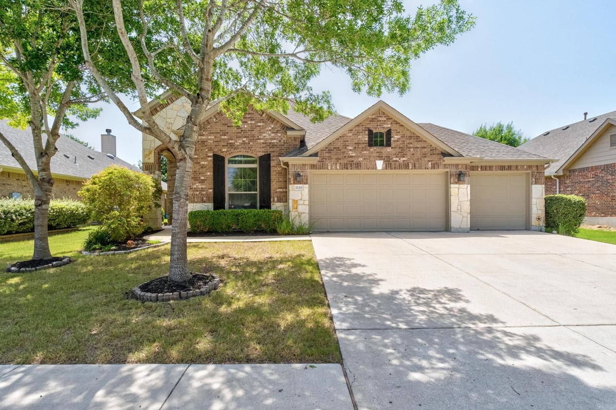 2120 Cornelia Trimble WAY - front exterior - Luxury home in Garlic Creek West Ph Iii Sec 3, Buda, TX