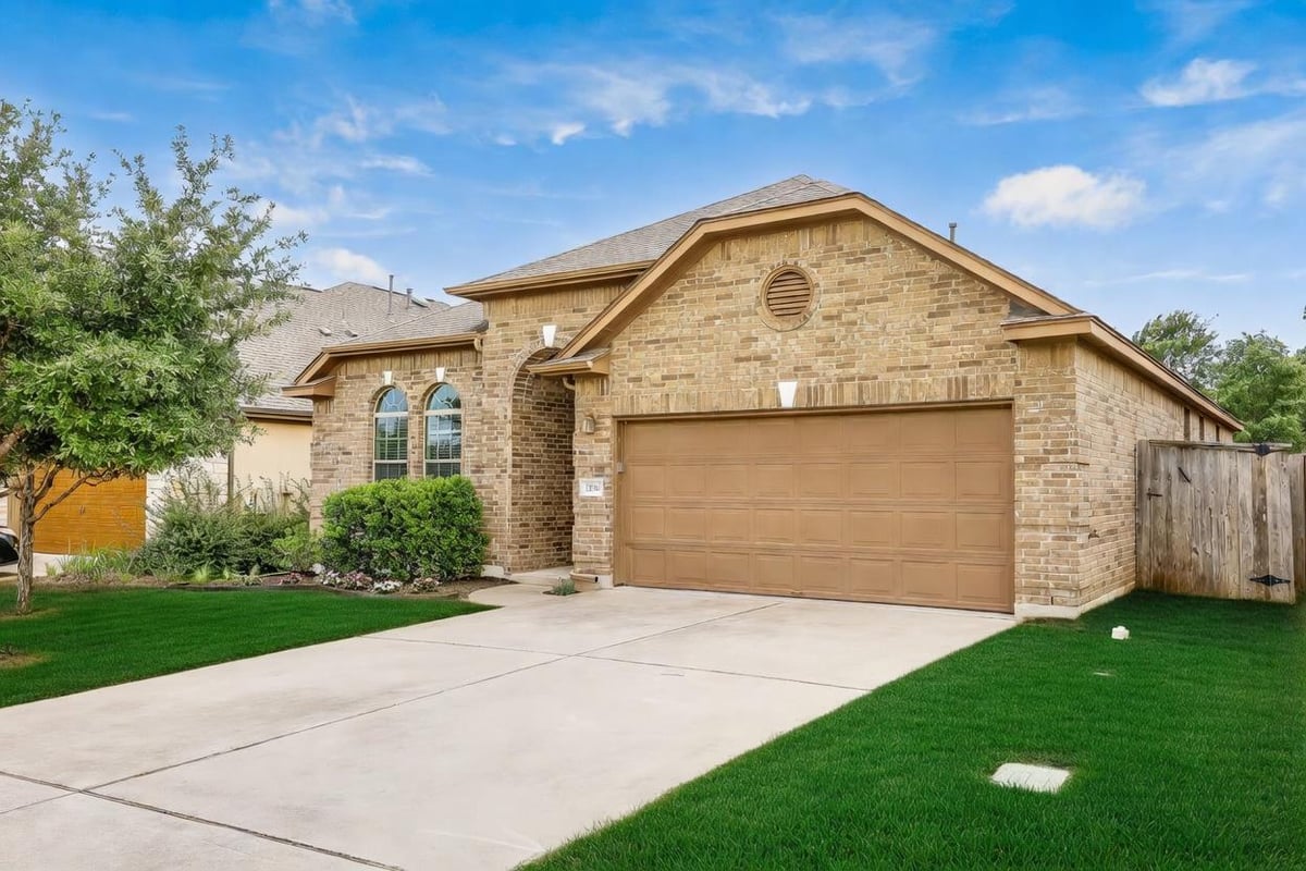 View 2120 Granite Hill Dr in Bluffs/Crystal Falls Sec Ph 01 2120 Granite Hill Dr - front exterior - Luxury home in Bluffs/Crystal Falls Sec Ph 01, Leander, TX