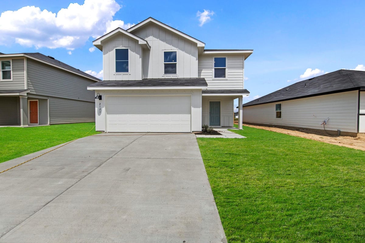 View 2121 Windflower Ln in Ladera 2121 Windflower Ln - front exterior - Luxury home in Ladera, Luling, TX