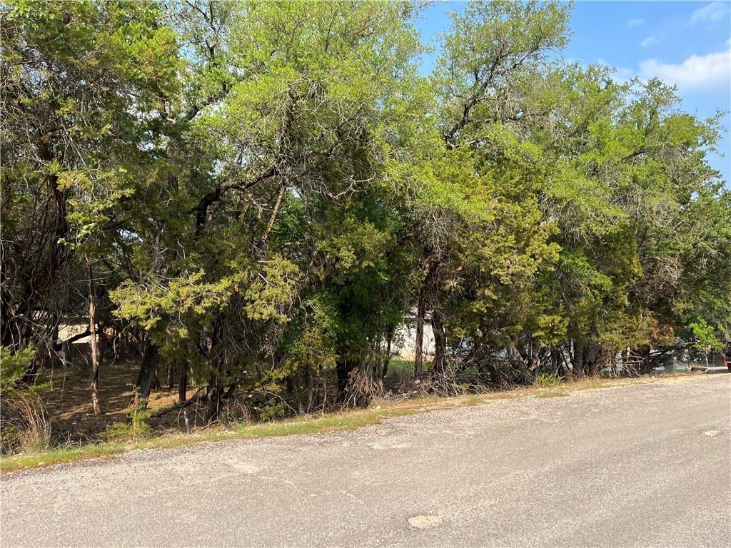 View 21212 Santa Rosa Ave in Highland Lake Estates Sec 31 21212 Santa Rosa Ave - property photo 1 - Luxury lot in Highland Lake Estates Sec 31, Lago Vista, TX
