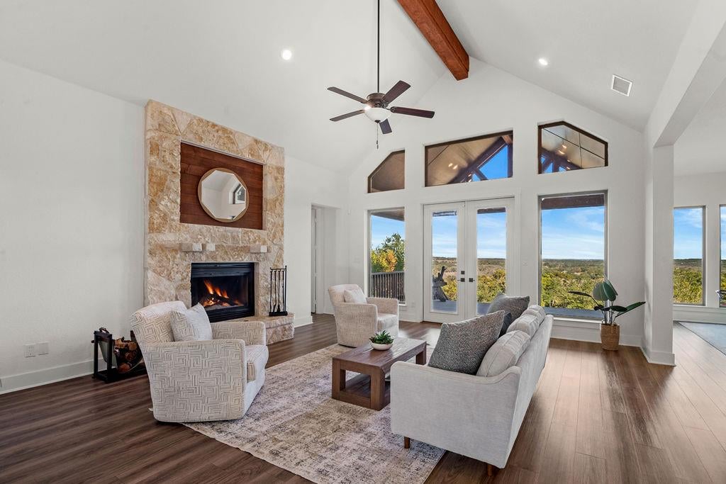 Living area at 213 Lets Roll Dr - 4 bed 2 bath home