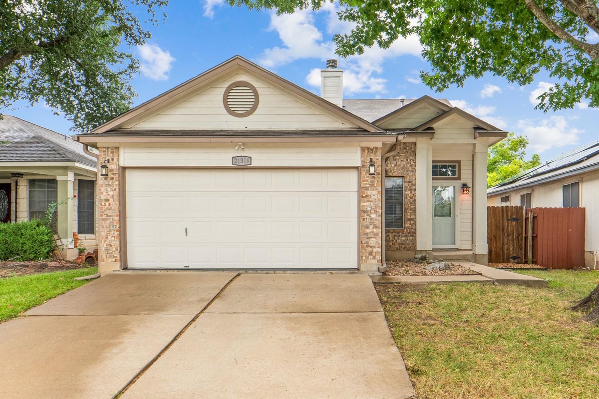 View 21308 Derby Day Ave in Ridge At Steeds Crossing Sec 1 21308 Derby Day Ave - property photo 1 - Luxury home in Ridge At Steeds Crossing Sec 1, Pflugerville, TX