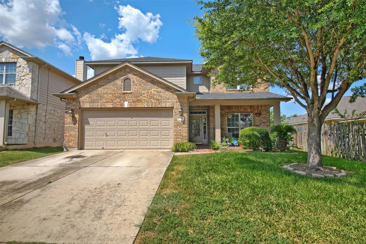 View 2132 Callingwood DR in Pioneer Crossing West Sec 07 2132 Callingwood DR - property photo 1 - Luxury home in Pioneer Crossing West Sec 07, Austin, TX