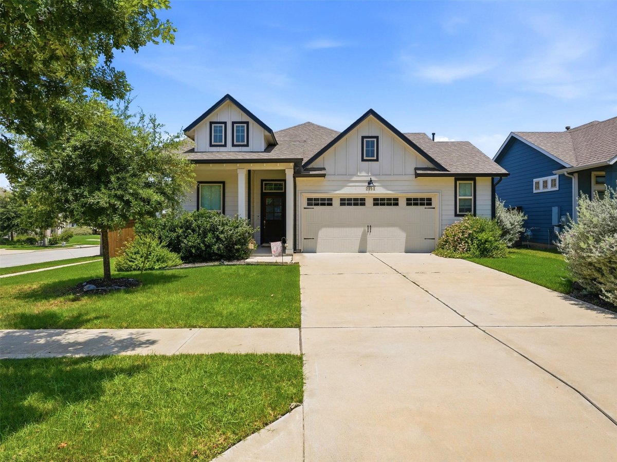 View 2132 Ringstaff RD in Bryson Ph 1 Sec 1E Final 2132 Ringstaff RD - front exterior - Luxury home in Bryson Ph 1 Sec 1E Final, Leander, TX