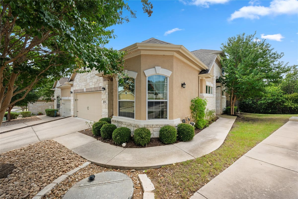 214 Darwins WAY - property photo 1 - Luxury home in Vistas at Lakeway, Lakeway, TX