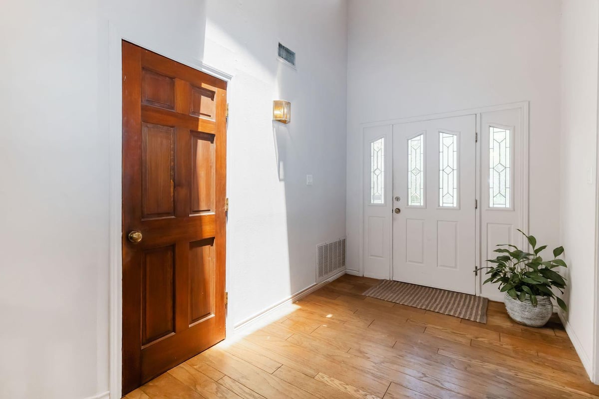 Primary bedroom at 214 Laura Ln - 5 bed 2 bath home