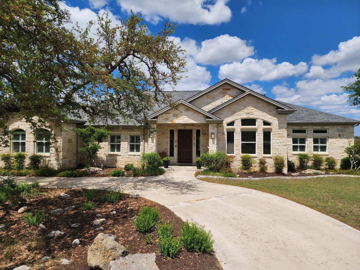 214 Trailmaster Cir - front exterior - Luxury home in La Ventana Ph 1, Driftwood, TX