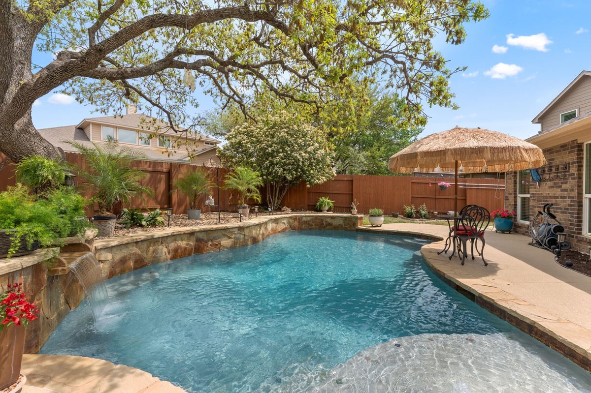 215 Choke Canyon Ln - front exterior - Luxury home in Parkside/Mayfield Ranch Sec 02, Georgetown, TX
