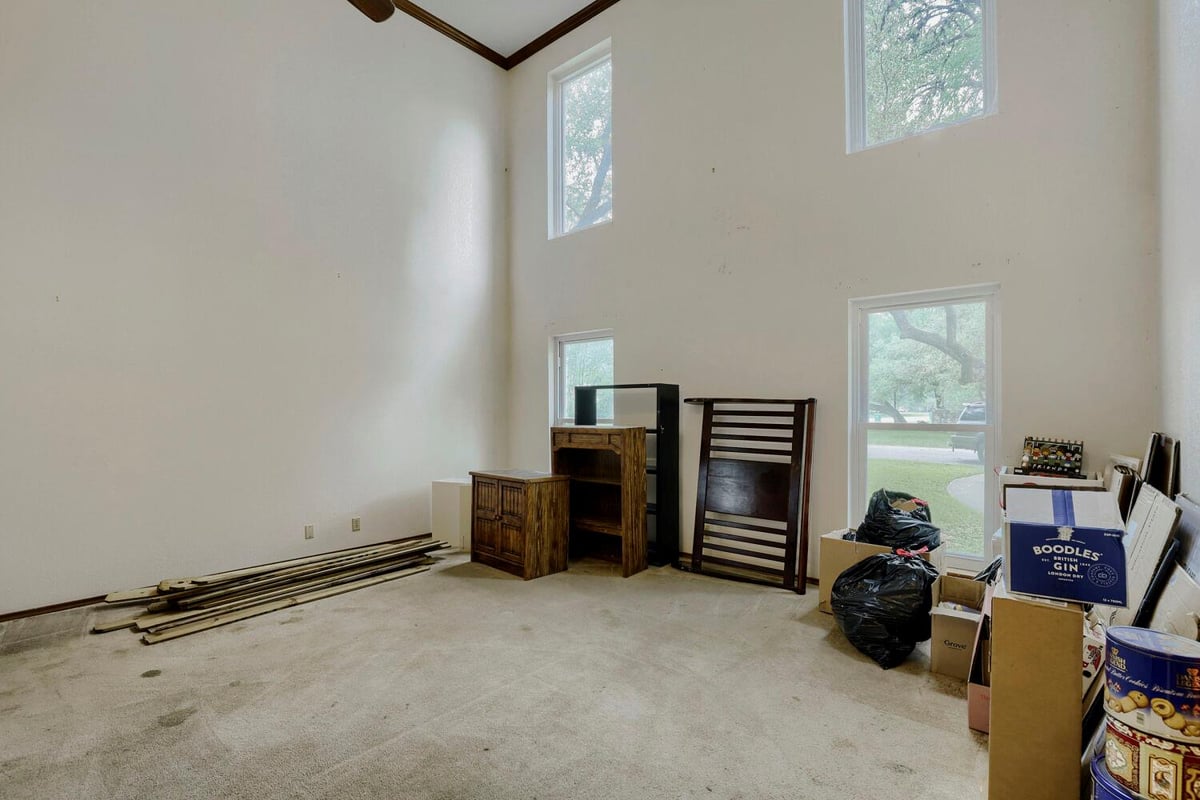 Primary bedroom at 215 Dewberry Cv - 3 bed 2 bath home