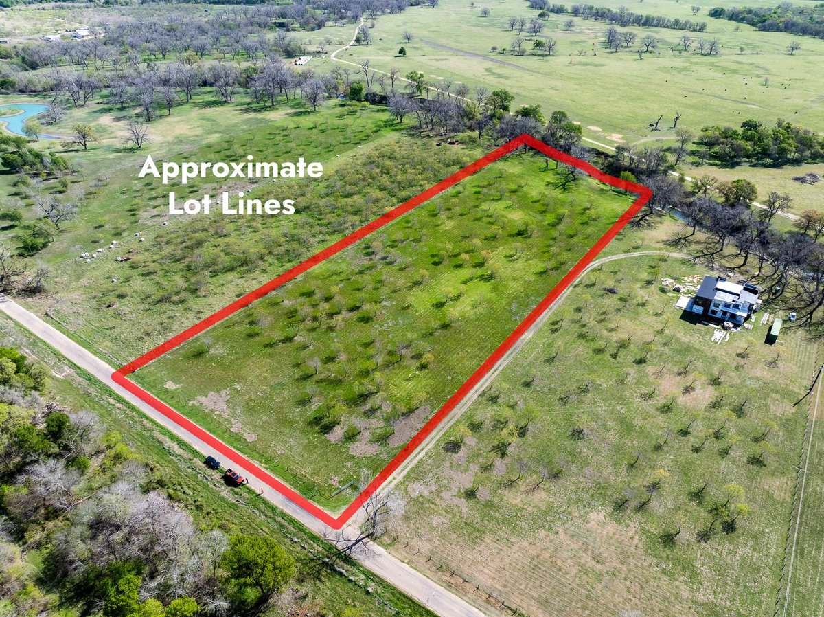 View 2151 County Road 429 in Sterling C Robertson Sur A-52 2151 County Road 429 - front exterior - Luxury lot in Sterling C Robertson Sur A-52, Rockdale, TX