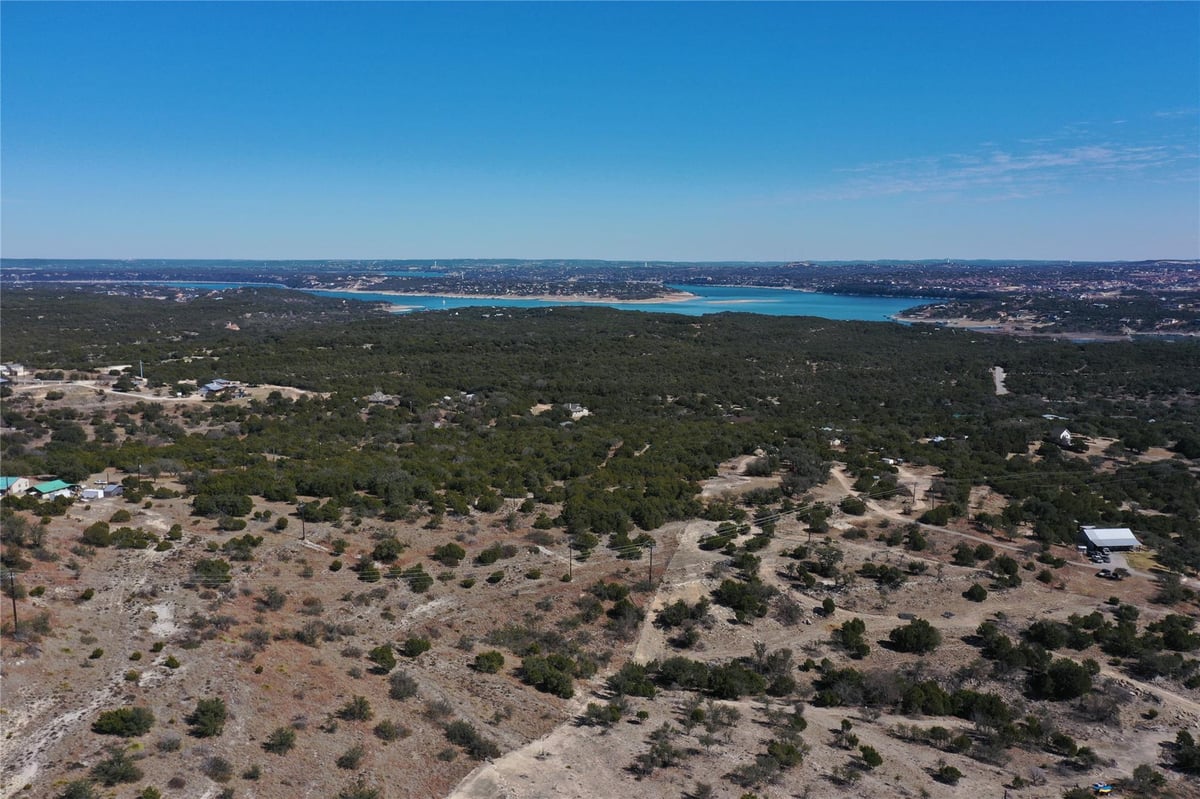 21524 Kathy Ln - front exterior - Luxury lot in Beaty Seale & Forwood Surv #45, Spicewood, TX