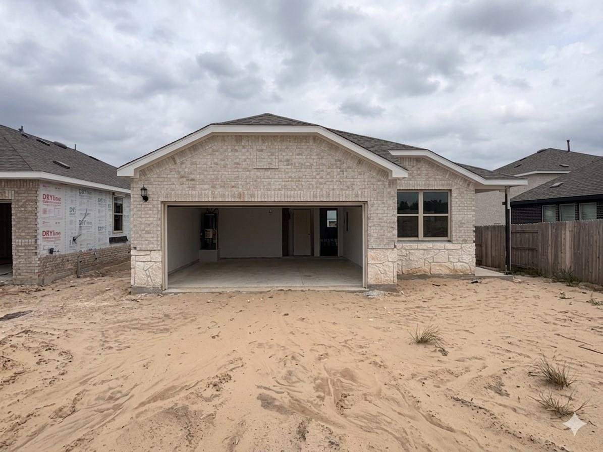 Living area at 216 Cogitare Ln - 3 bed 2 bath home