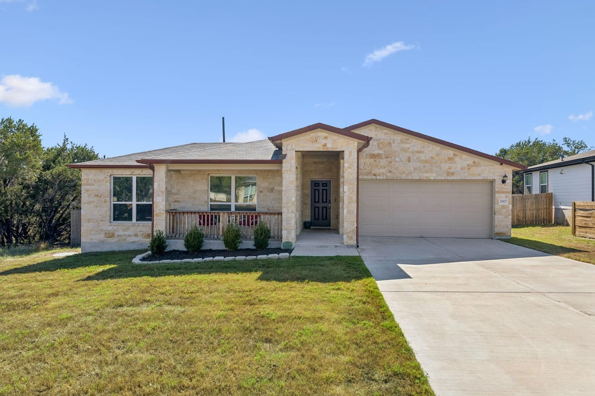 View 21607 Oregon LN in Lago Vista 21607 Oregon LN, photo 1 of 39, Lago Vista, Lago Vista, TX