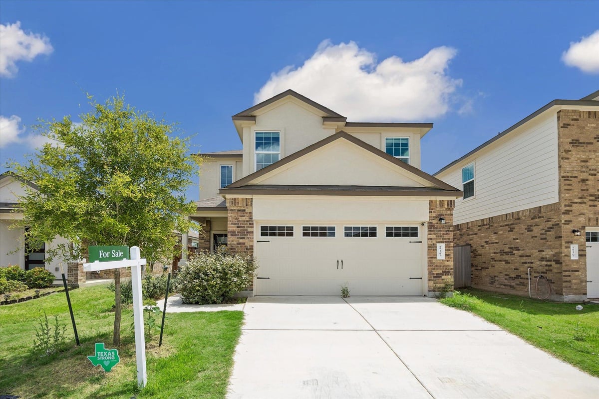 View 217 Canley LOOP in Cotton Brook 217 Canley LOOP - front exterior - Luxury home in Cotton Brook, Hutto, TX