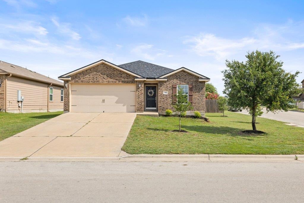 View 217 Farmer LN in Sonterra West Sec 8-I Ph 2 217 Farmer LN - front exterior - Luxury home in Sonterra West Sec 8-I Ph 2, Jarrell, TX