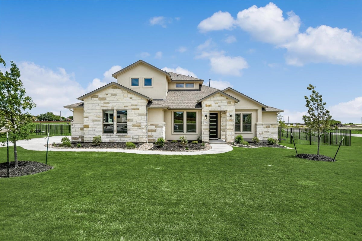 217 Scofield Ave - front exterior - Luxury home in Scofield Farms Estates, Georgetown, TX